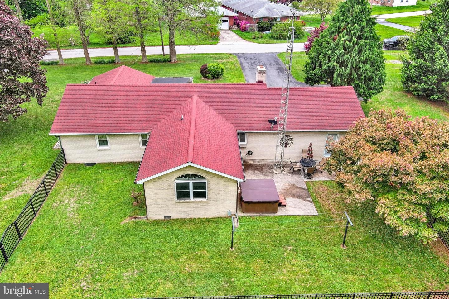 1609 Fairmount Rd Property Photo 32