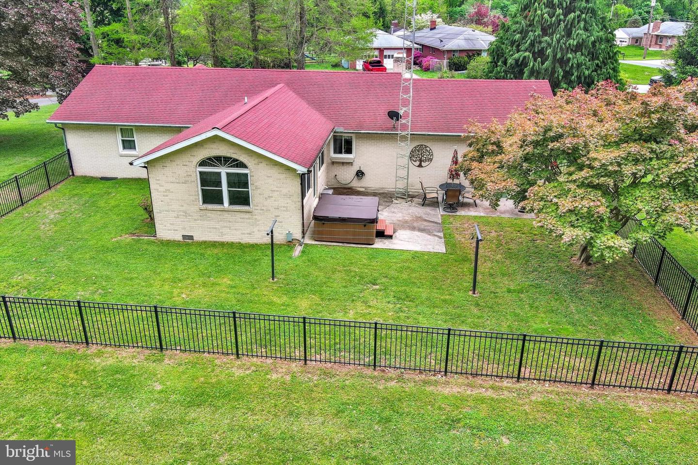 1609 Fairmount Rd Property Photo 33