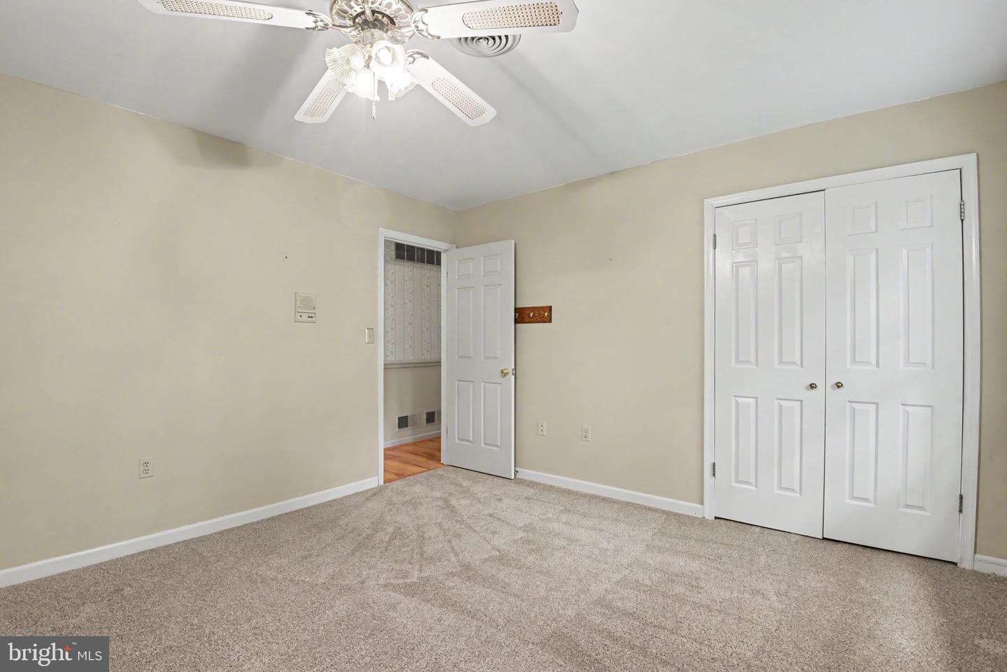 2055 Manchester Rd Property Photo 39