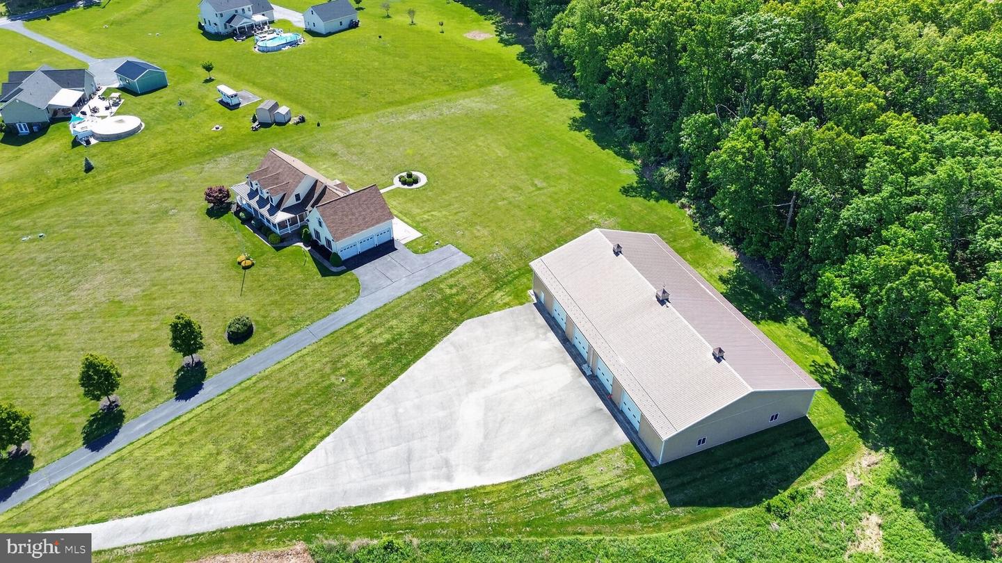 1165 Line Rd Property Photo 1