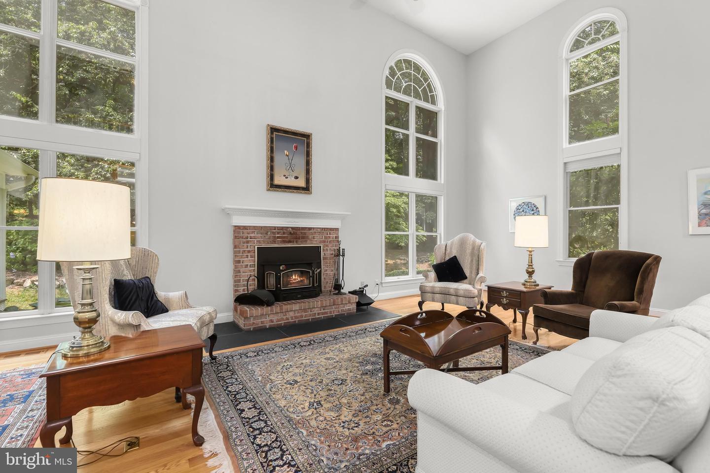 1920 Turnberry Ct Property Photo 8