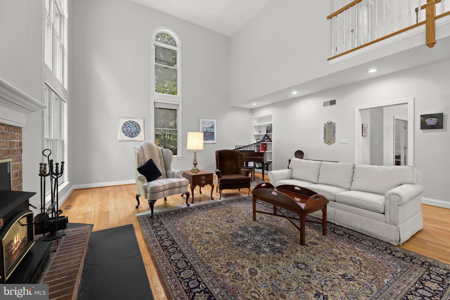 1920 Turnberry Ct Property Photo 12