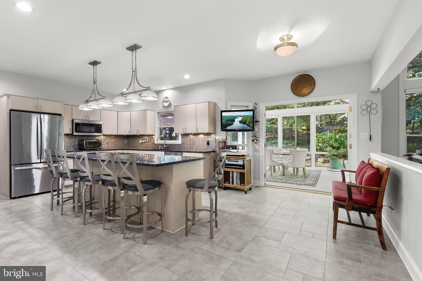 1920 Turnberry Ct Property Photo 14