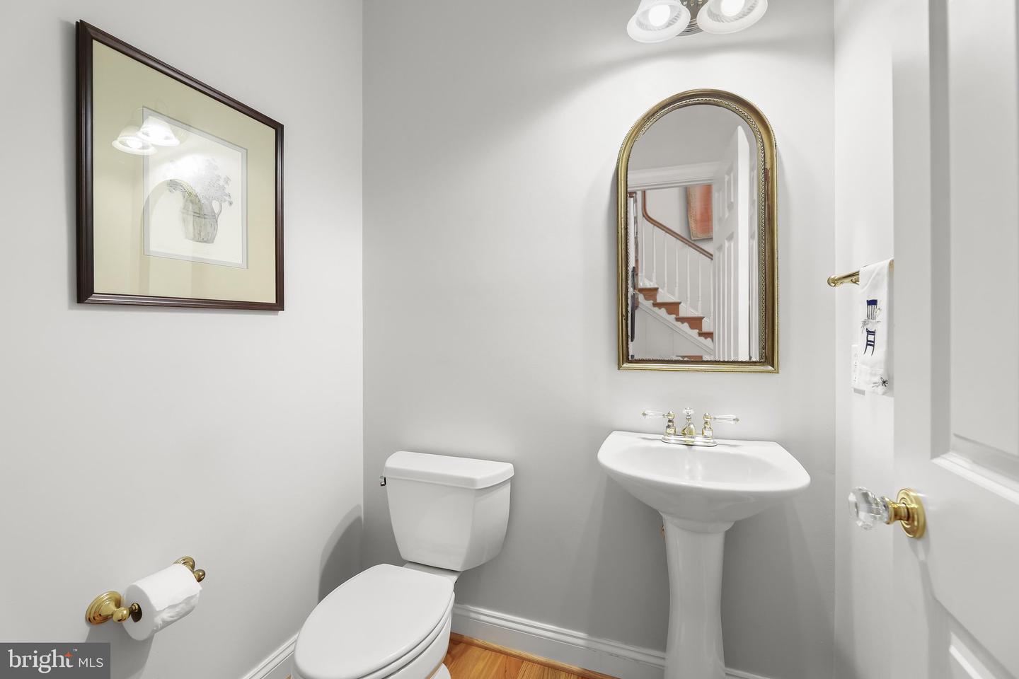 1920 Turnberry Ct Property Photo 28