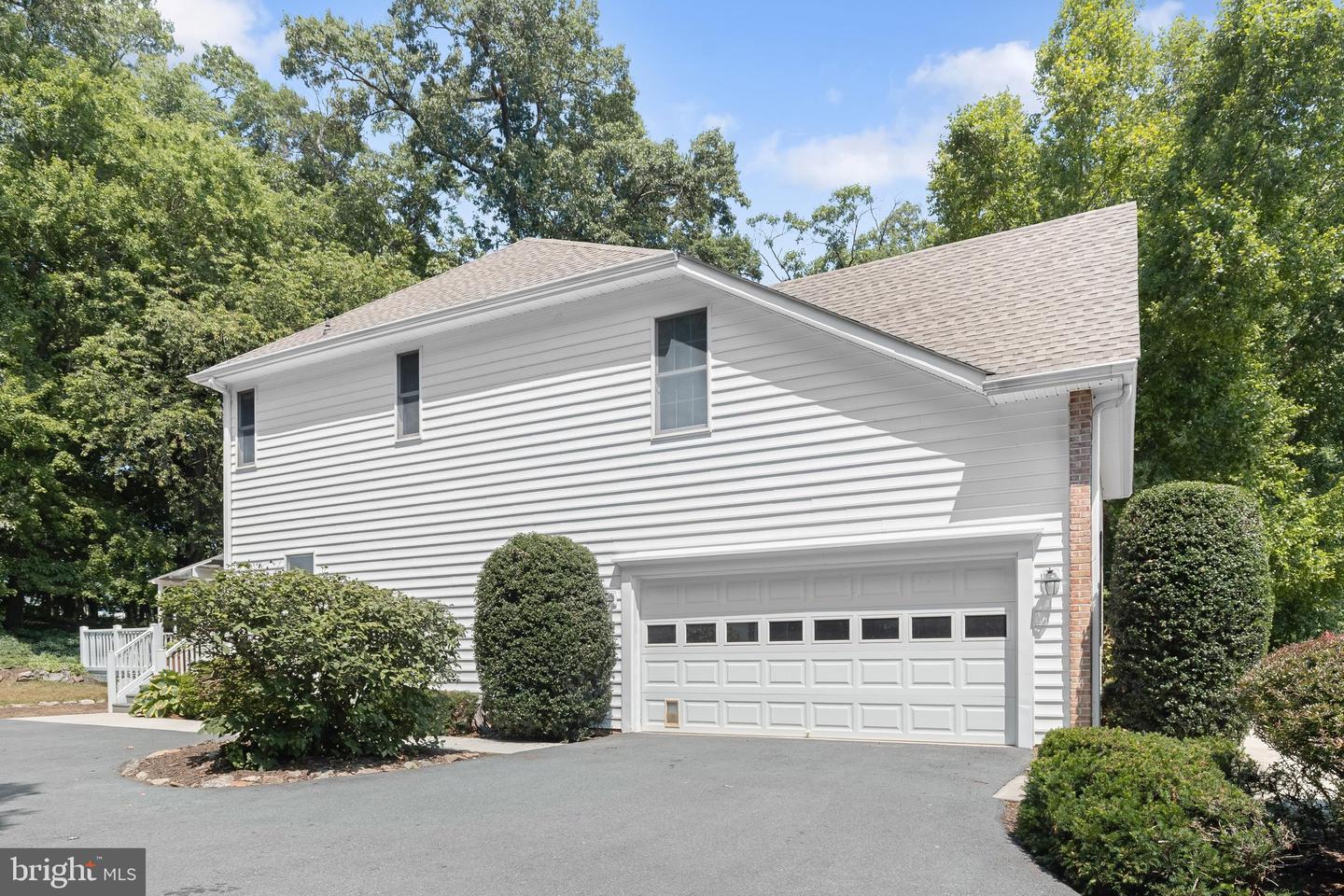 1920 Turnberry Ct Property Photo 51