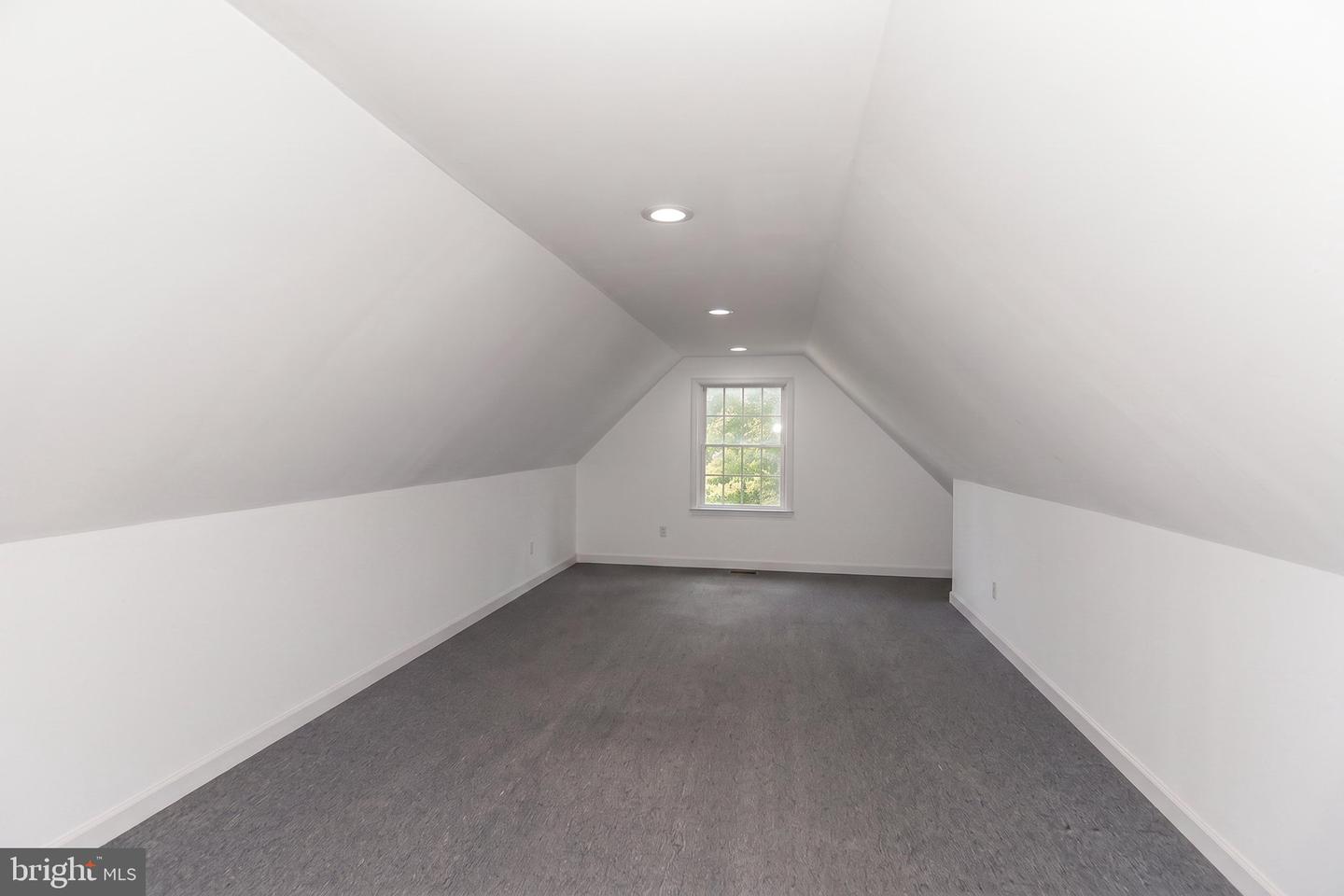 1920 Turnberry Ct Property Photo 54