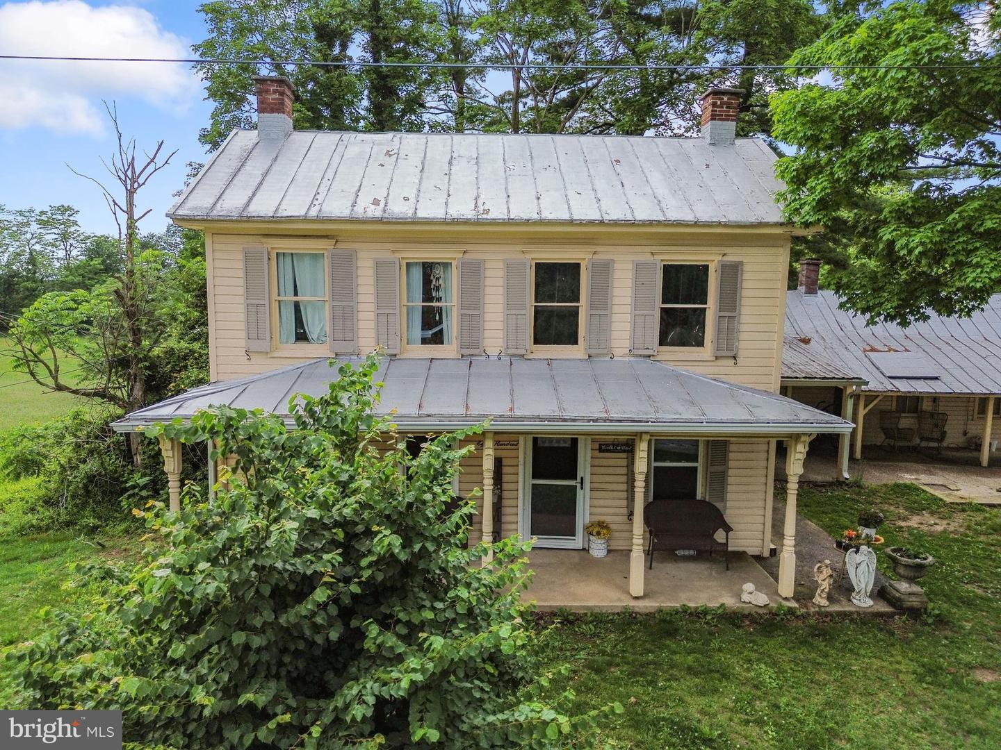 800 Trevanion Rd Property Photo 2