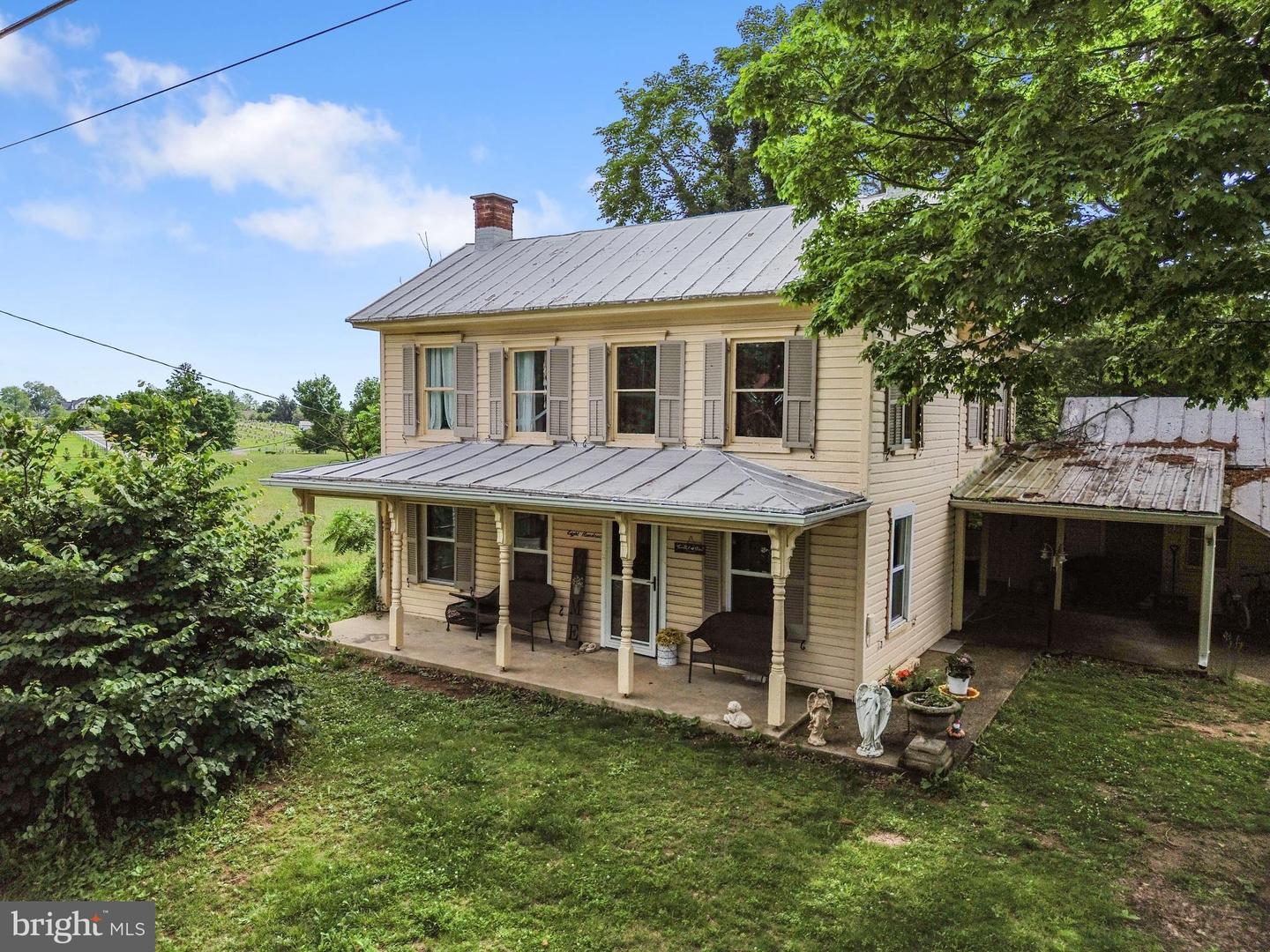 800 Trevanion Rd Property Photo 2