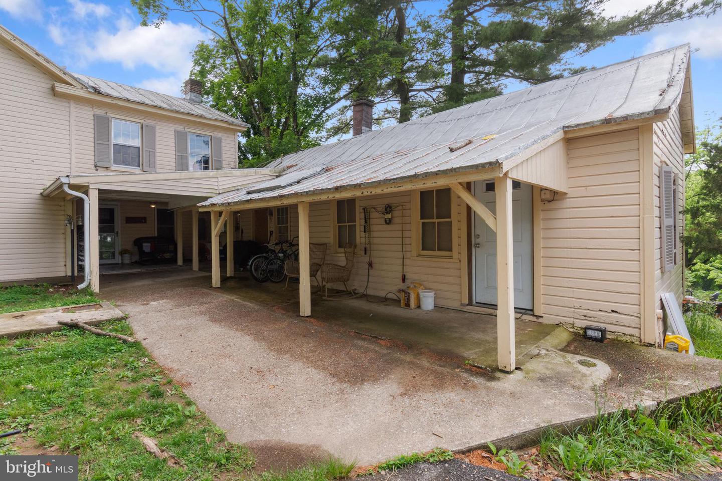 800 Trevanion Rd Property Photo 6
