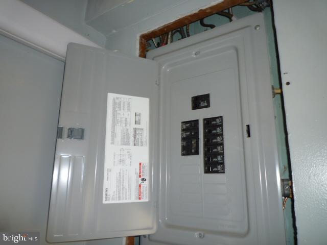 54 W Baltimore St Property Photo 6