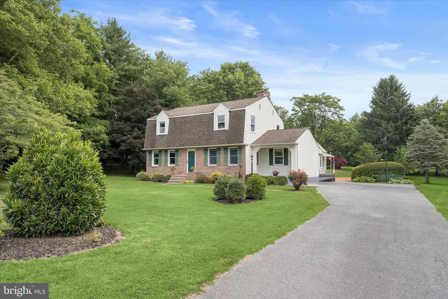2319 BRADDOCK RD