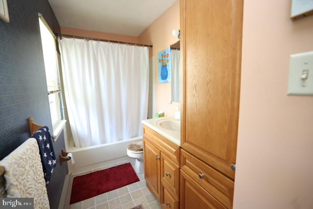 1740 Fairmount Rd Property Photo 36