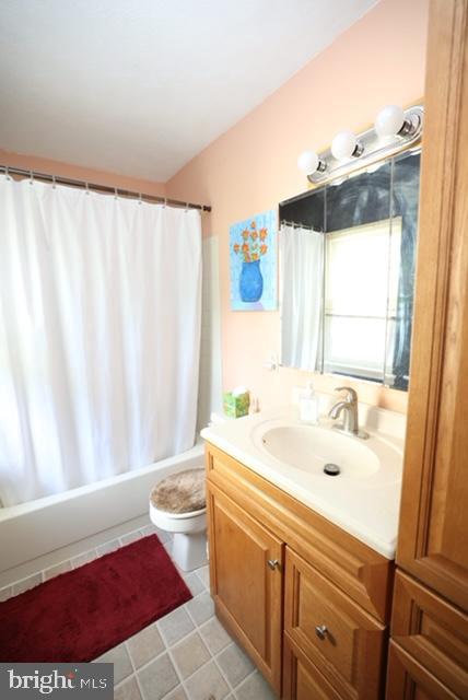 1740 Fairmount Rd Property Photo 40