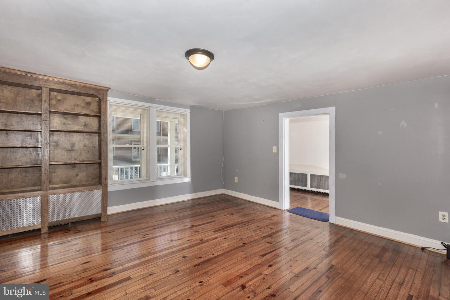 17 York St Property Photo 5