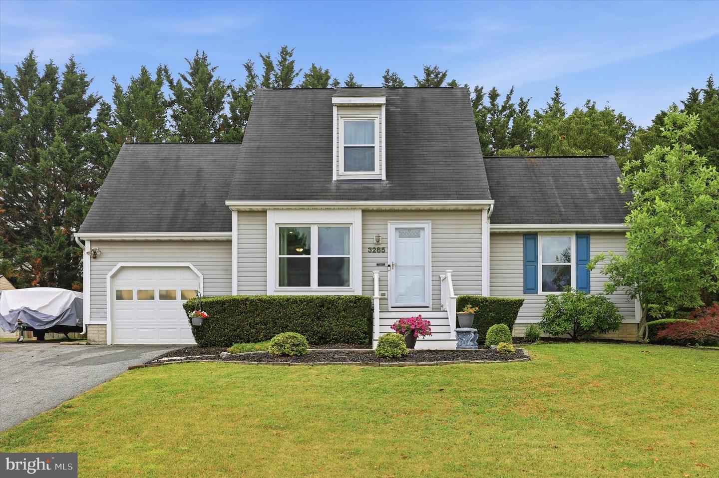 3285 KAYLAN CT