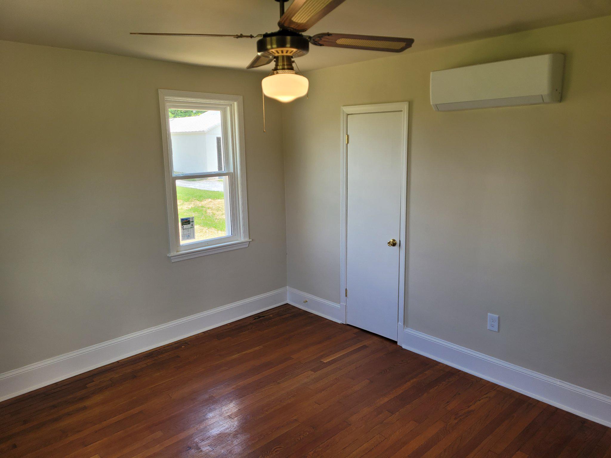 110 N Main St Property Photo 5
