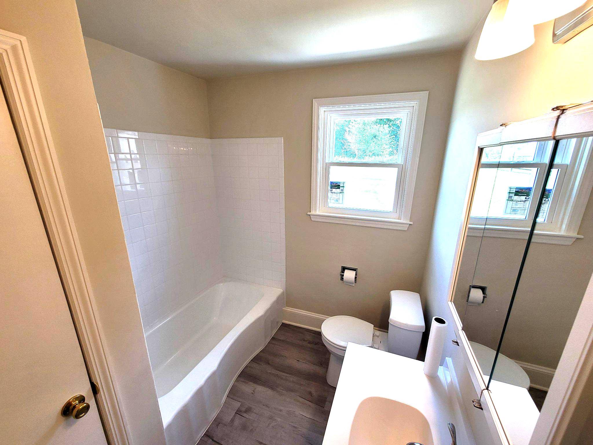 110 N Main St Property Photo 9