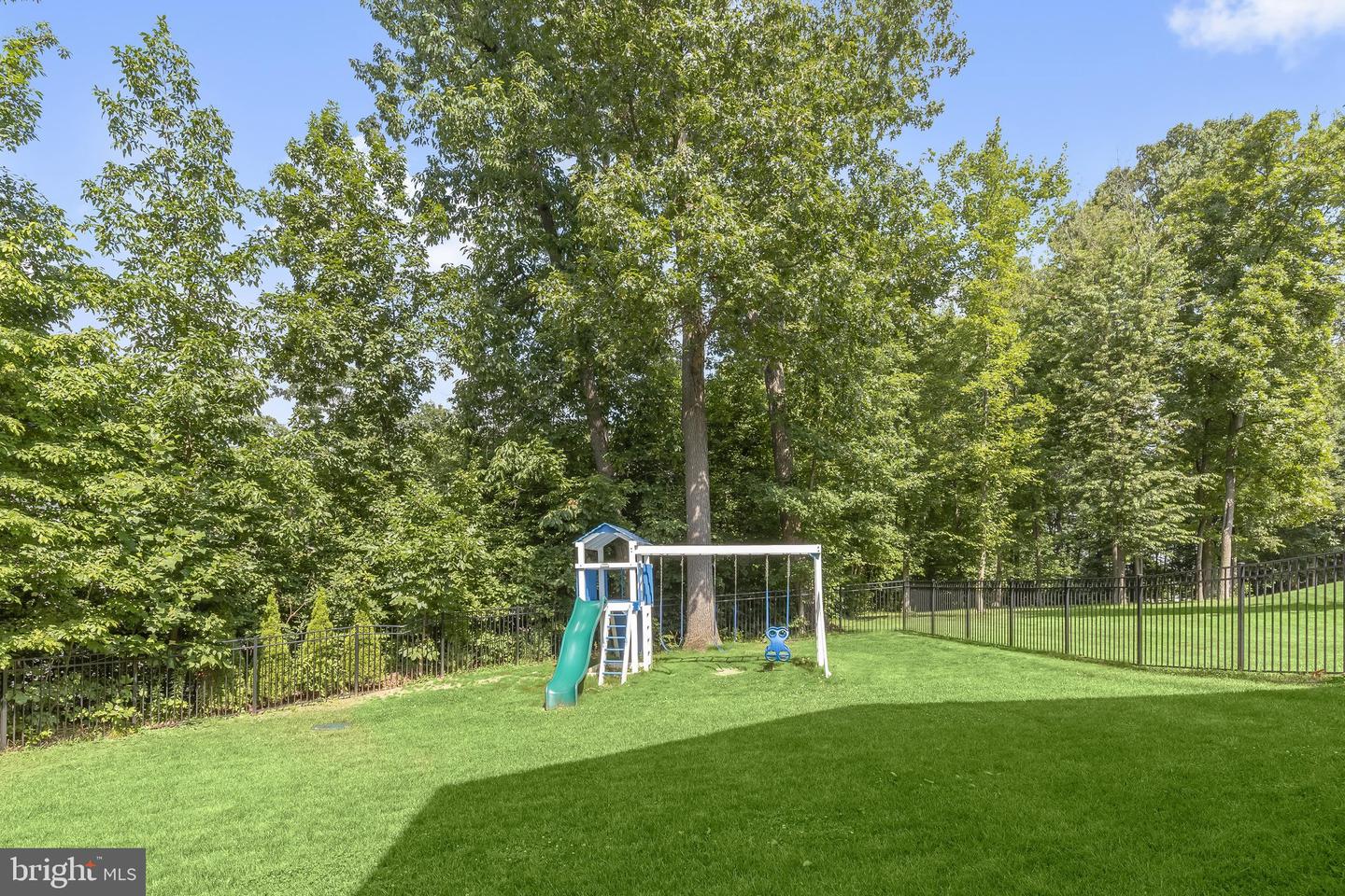2081 Mountain Ash Ct Property Photo 60