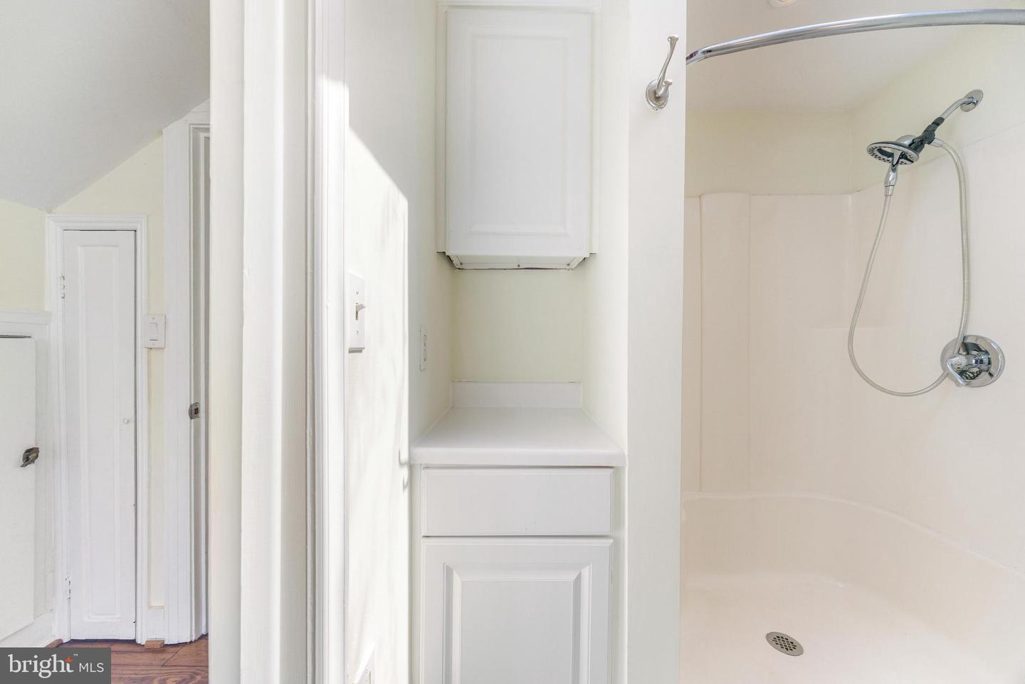 4300 Main St Property Photo 17