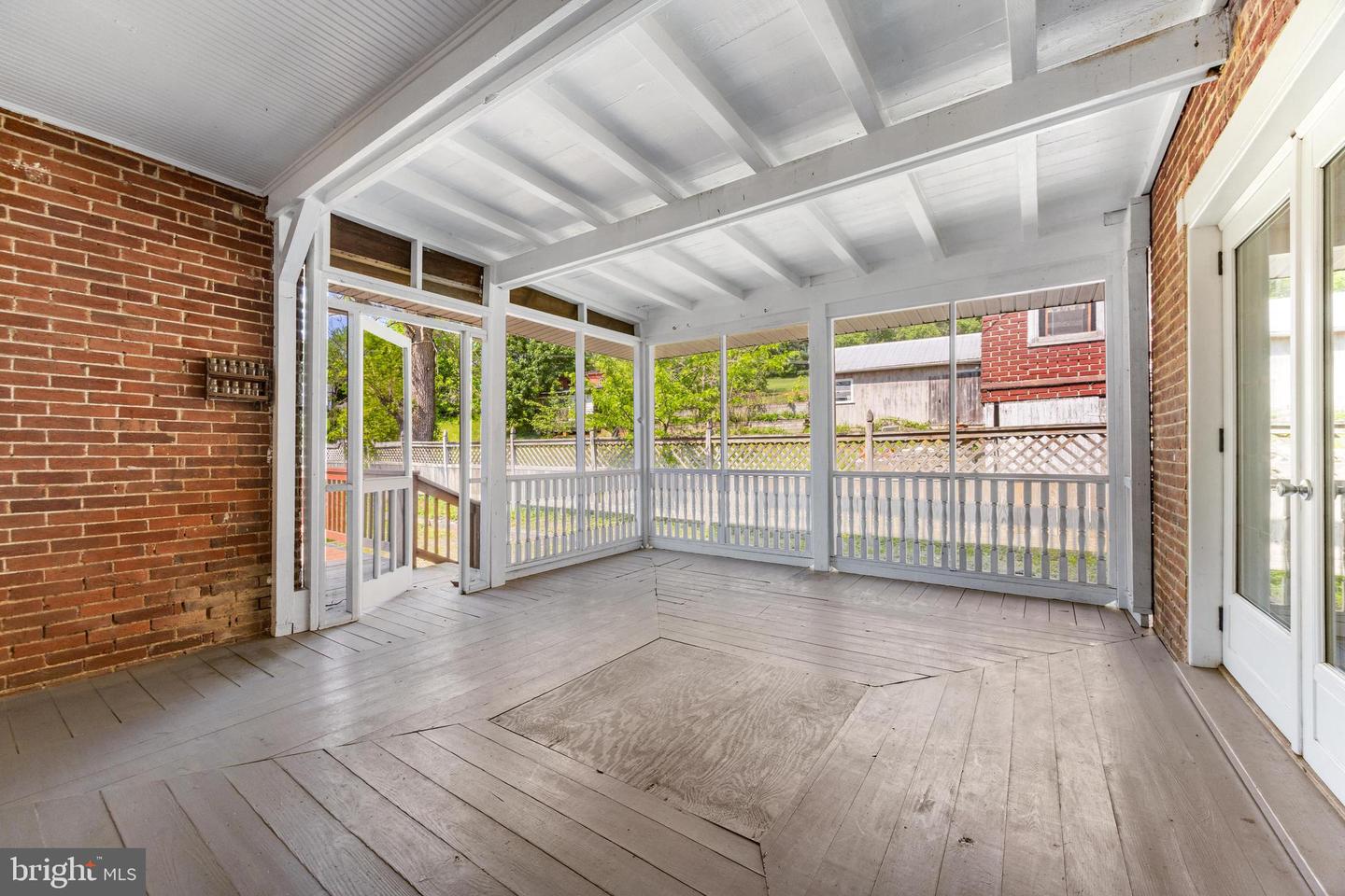 4300 Main St Property Photo 53