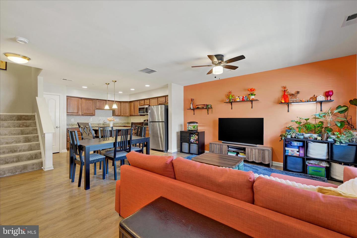 1820 Cassandra Dr #114 Property Photo 5
