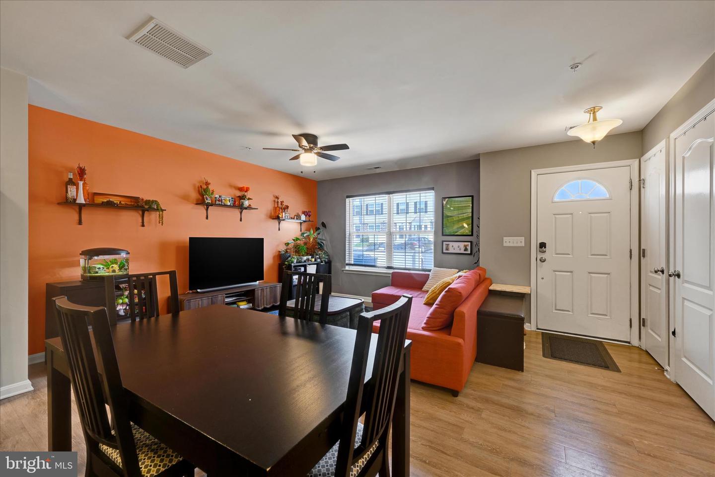 1820 Cassandra Dr #114 Property Photo 10