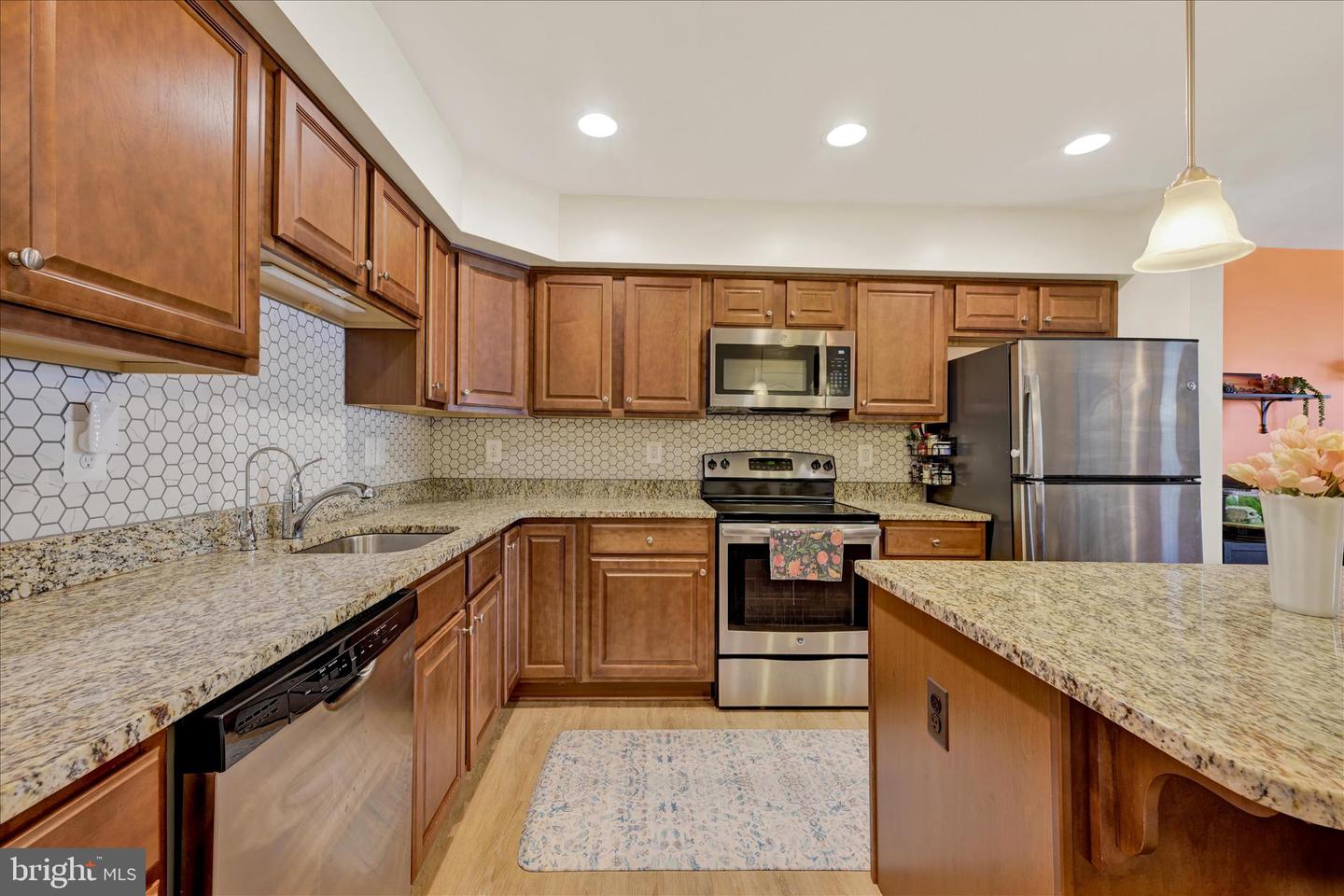 1820 Cassandra Dr #114 Property Photo 13