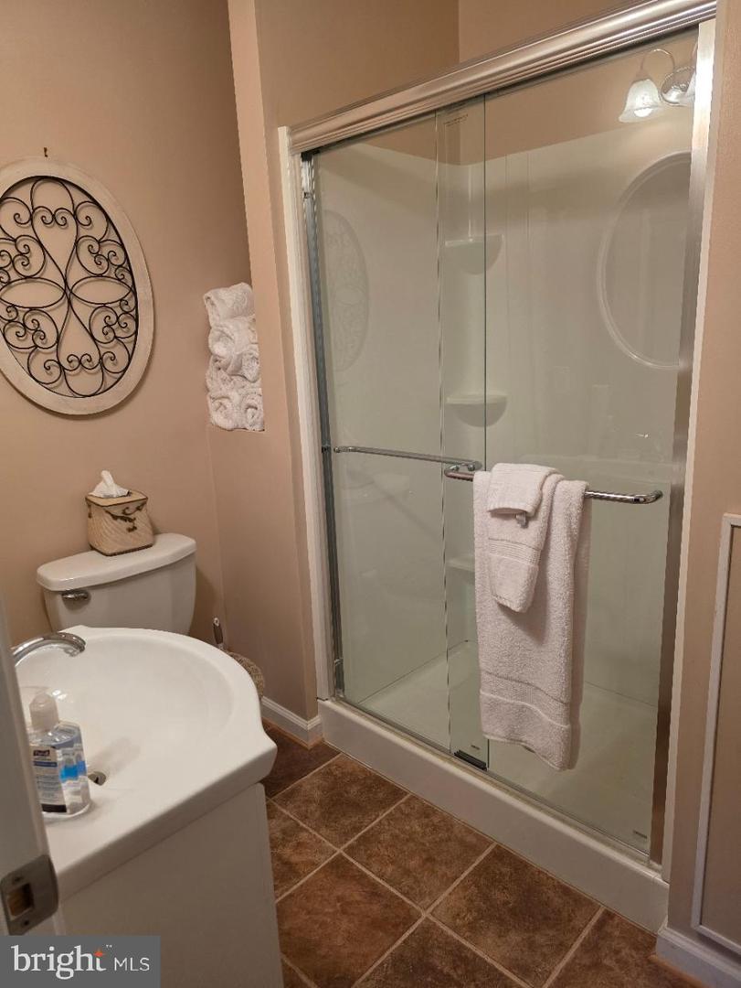1420 Bollinger Rd Property Photo 27