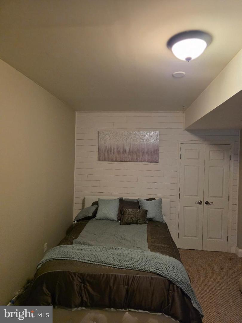 1420 Bollinger Rd Property Photo 30