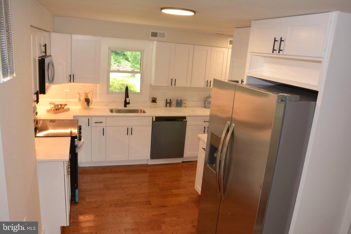 1006 Circle Dr Property Photo 6