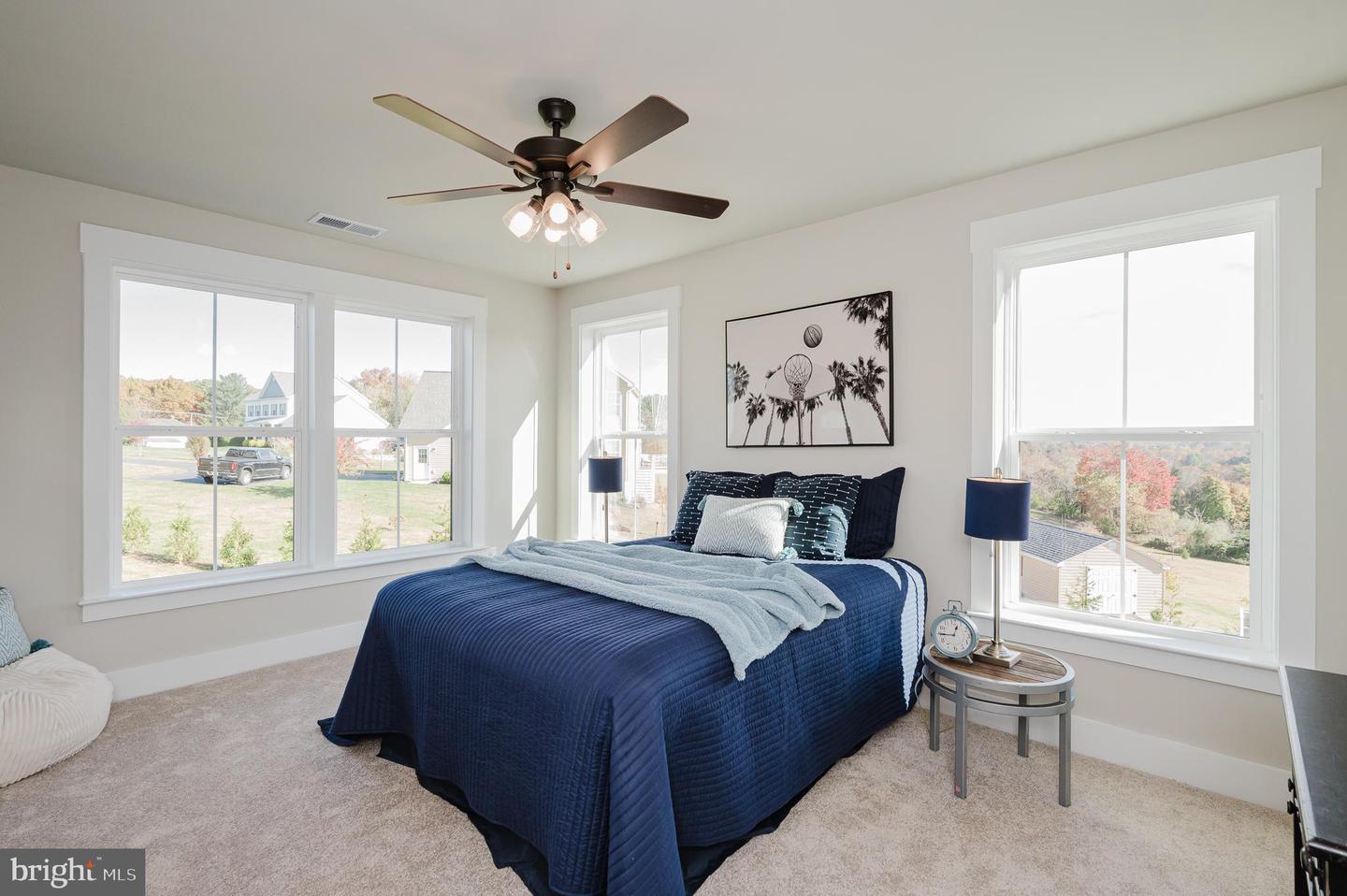 2527a Fourleaf Dr Property Photo 41