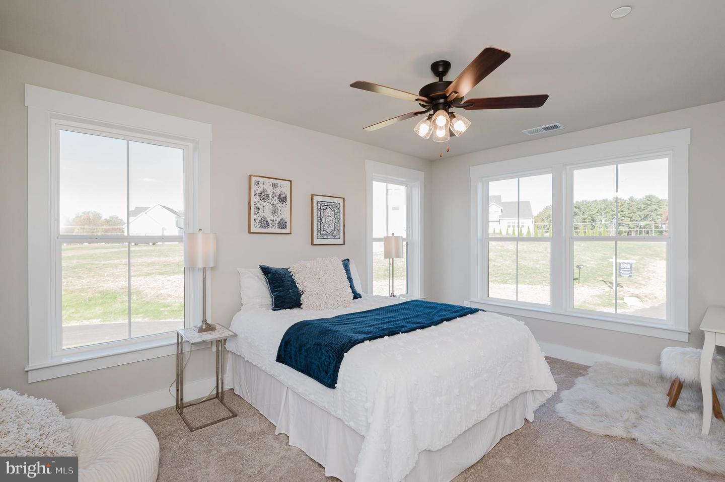 2527a Fourleaf Dr Property Photo 46