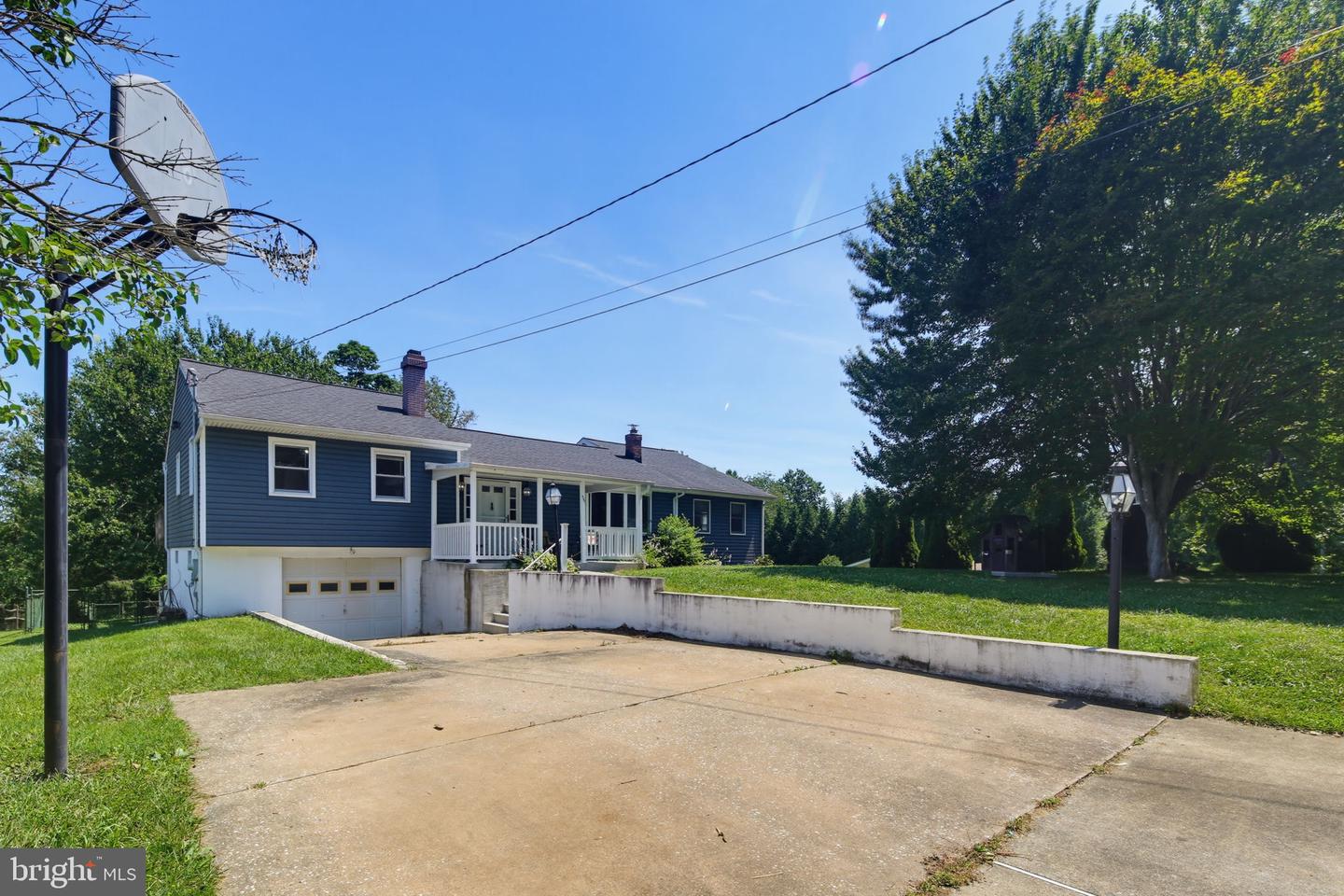 4307 Howard Dr Property Photo 3