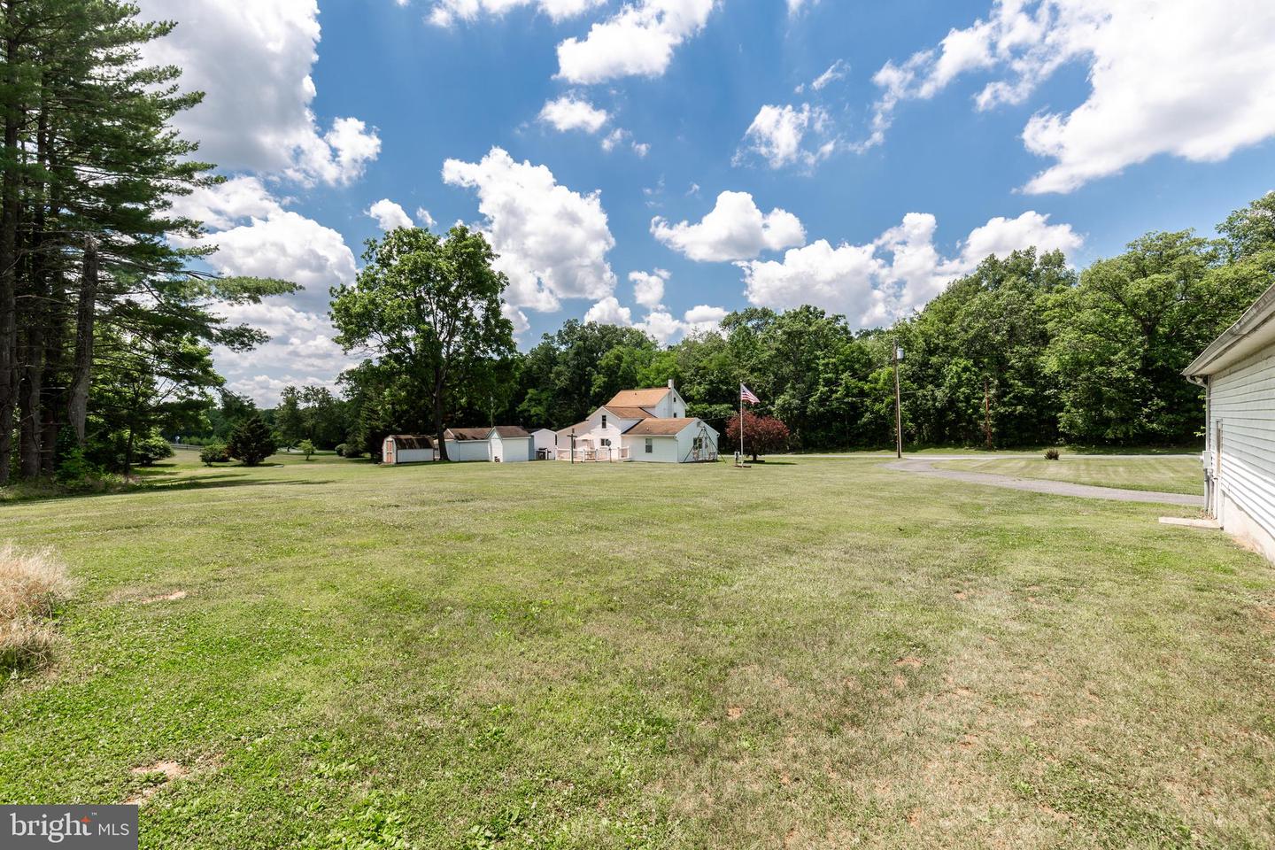 3831 Walnut Grove Rd Property Photo 10