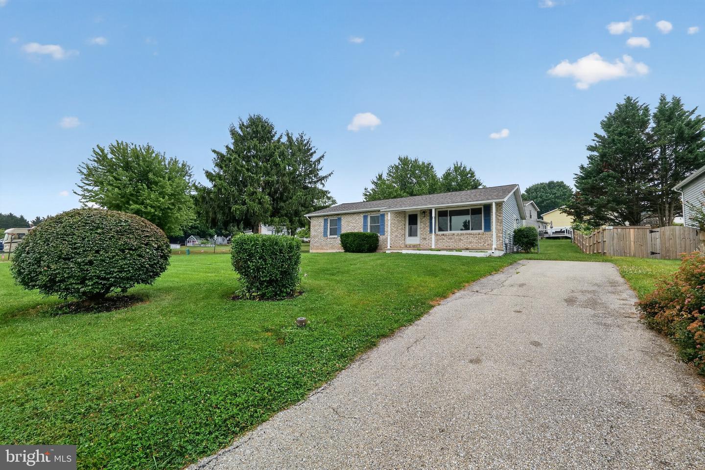 2733 Fridinger Mill Rd Property Photo 3