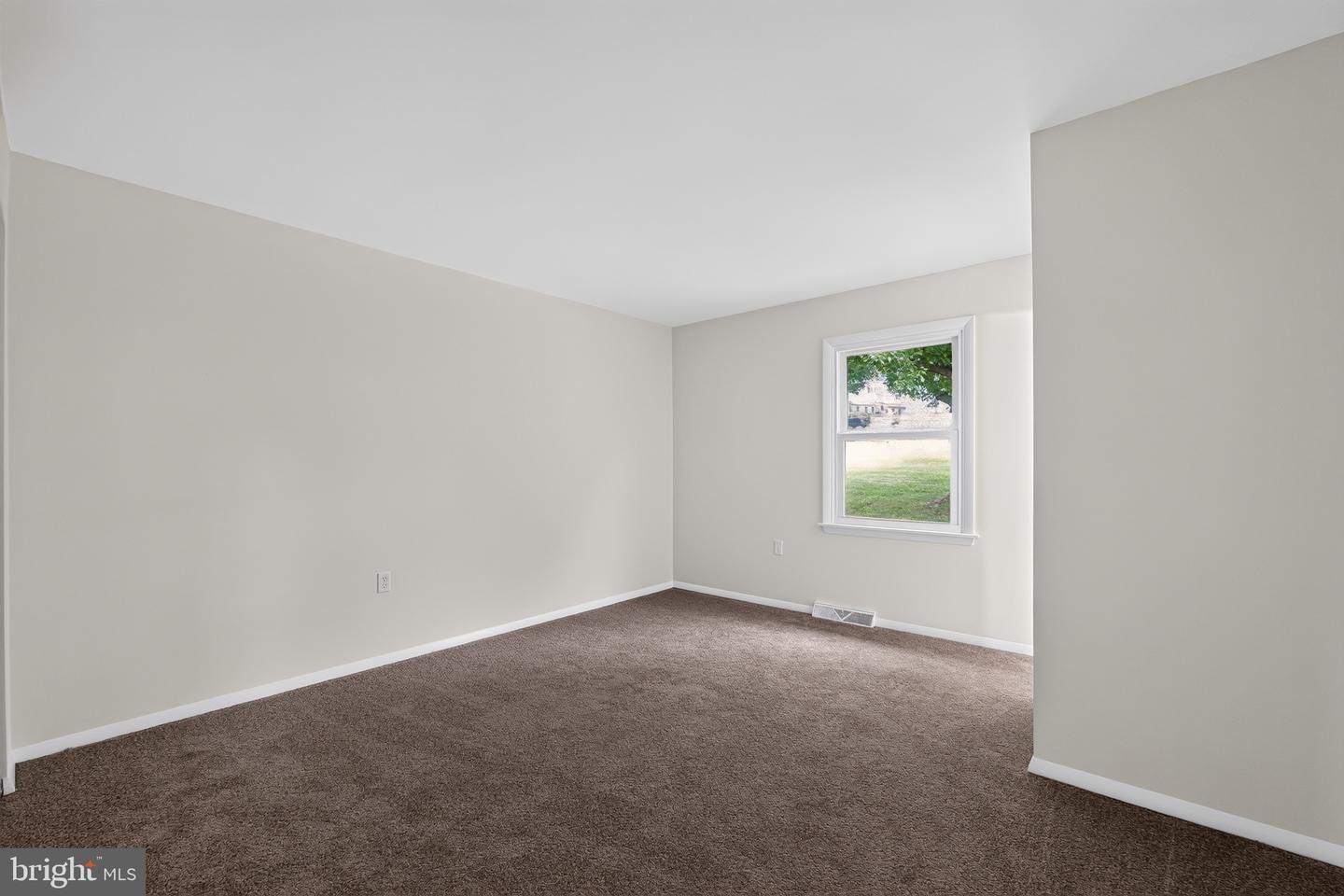 2733 Fridinger Mill Rd Property Photo 24