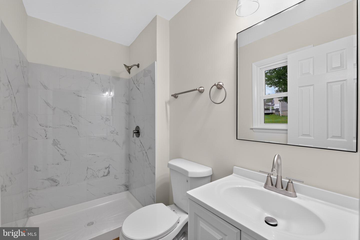 2733 Fridinger Mill Rd Property Photo 27