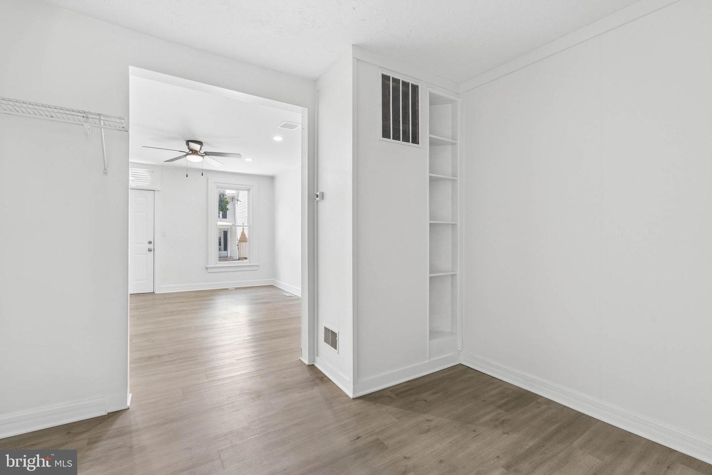 92 Pennsylvania Ave Property Photo 8