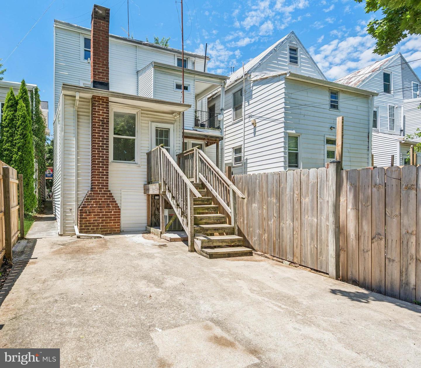 92 Pennsylvania Ave Property Photo 10