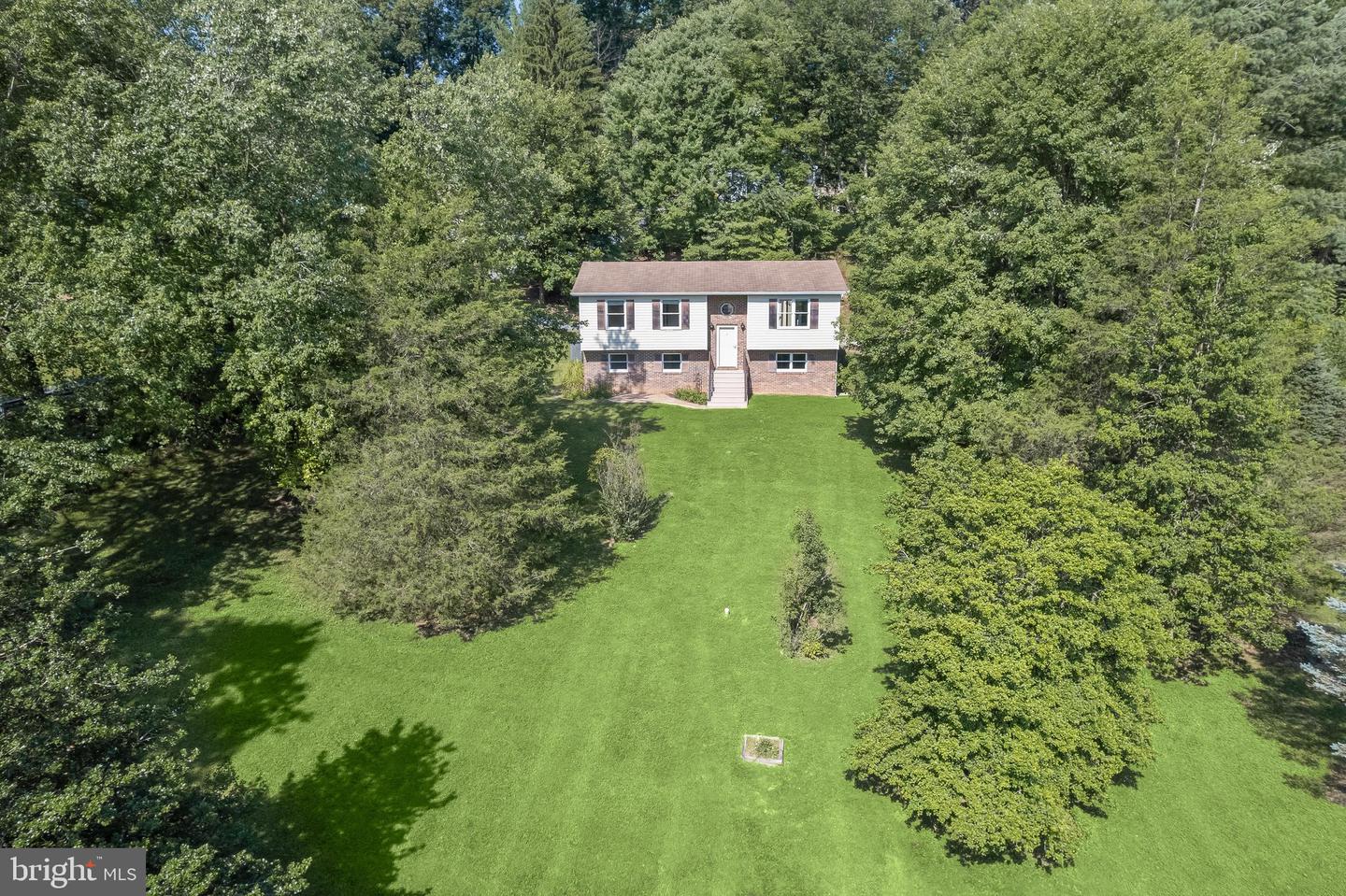 308 Waterview Ct Property Photo 1