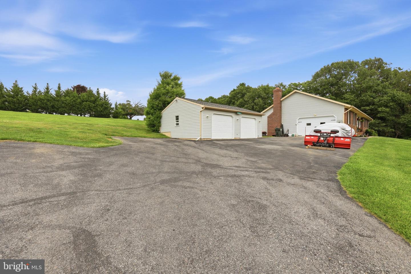 2910 Clear Hill Ln Property Photo 52