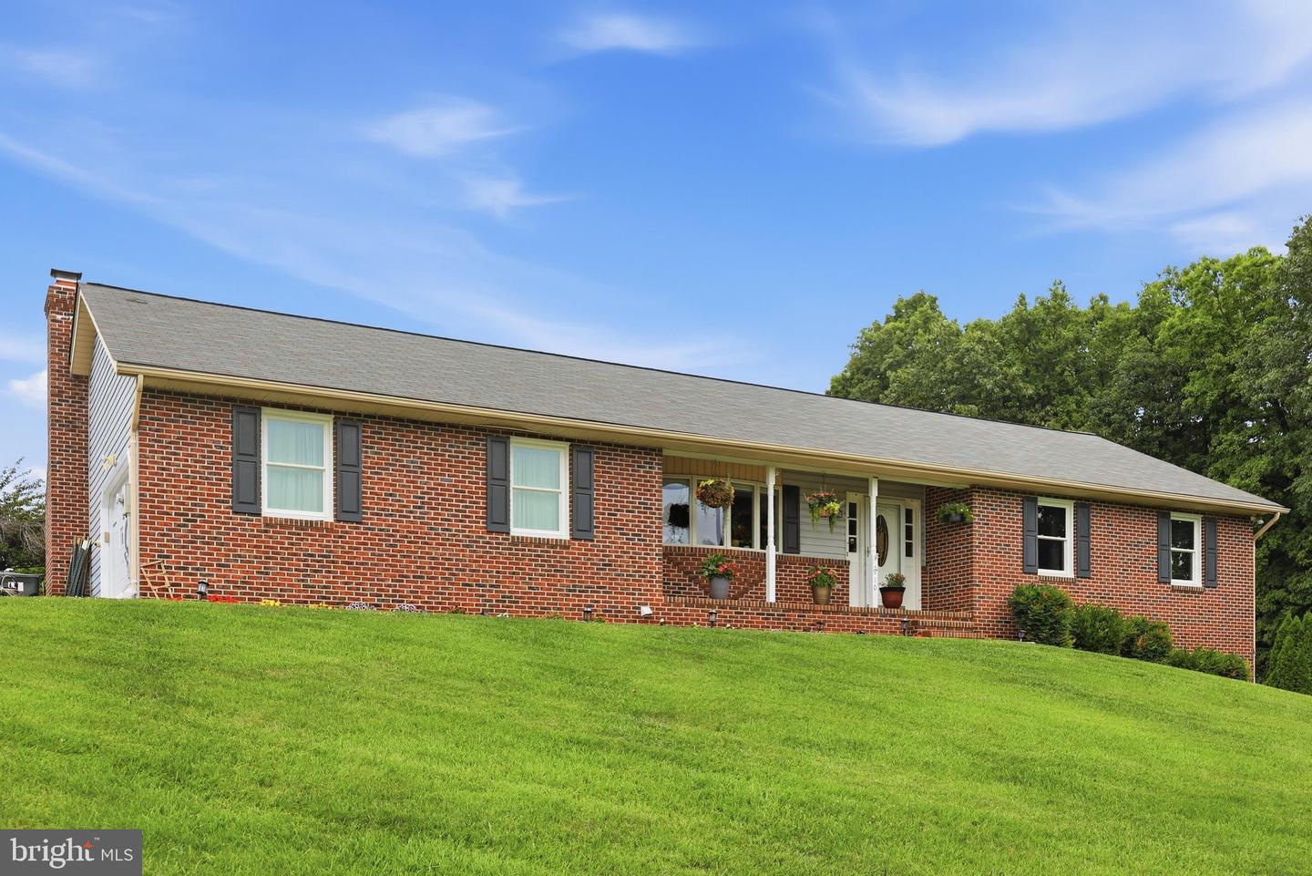 2910 Clear Hill Ln Property Photo 55