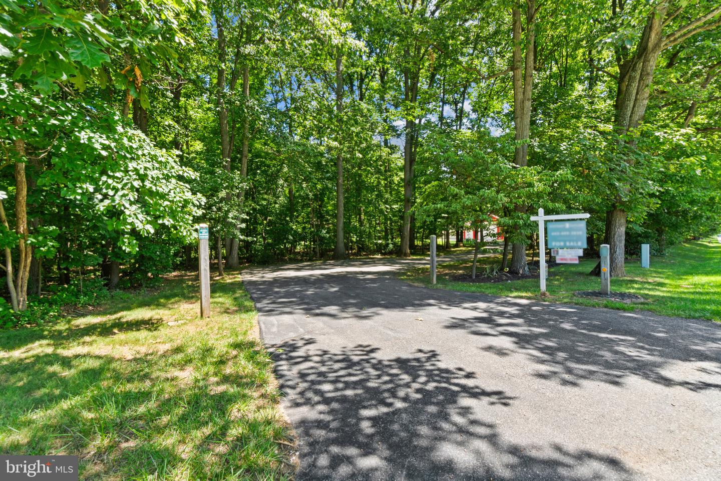 2597 Braddock Rd Property Photo 2