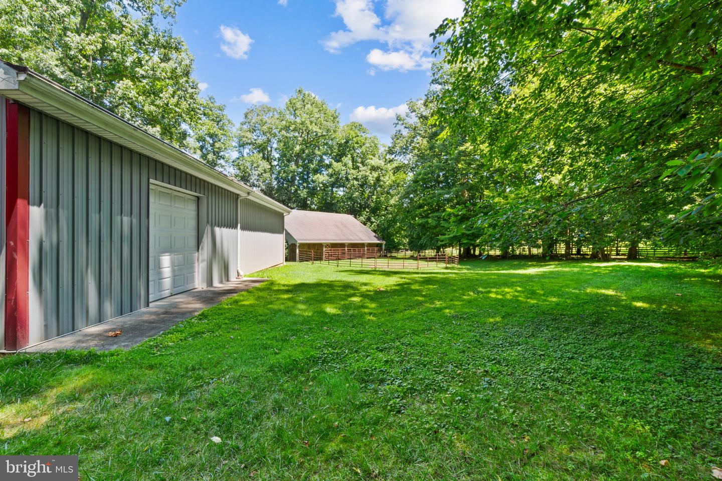 2597 Braddock Rd Property Photo 30