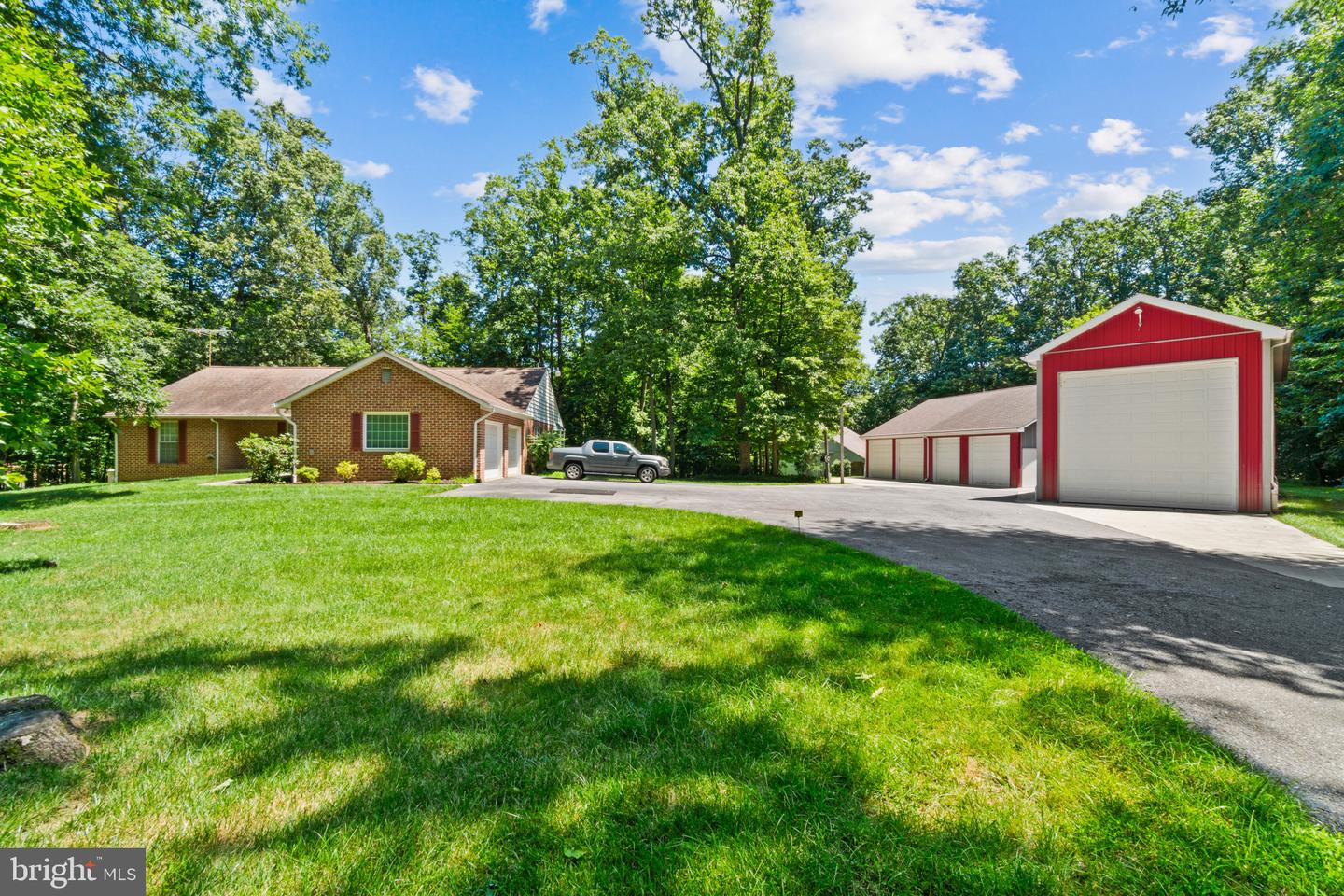 2597 Braddock Rd Property Photo 46