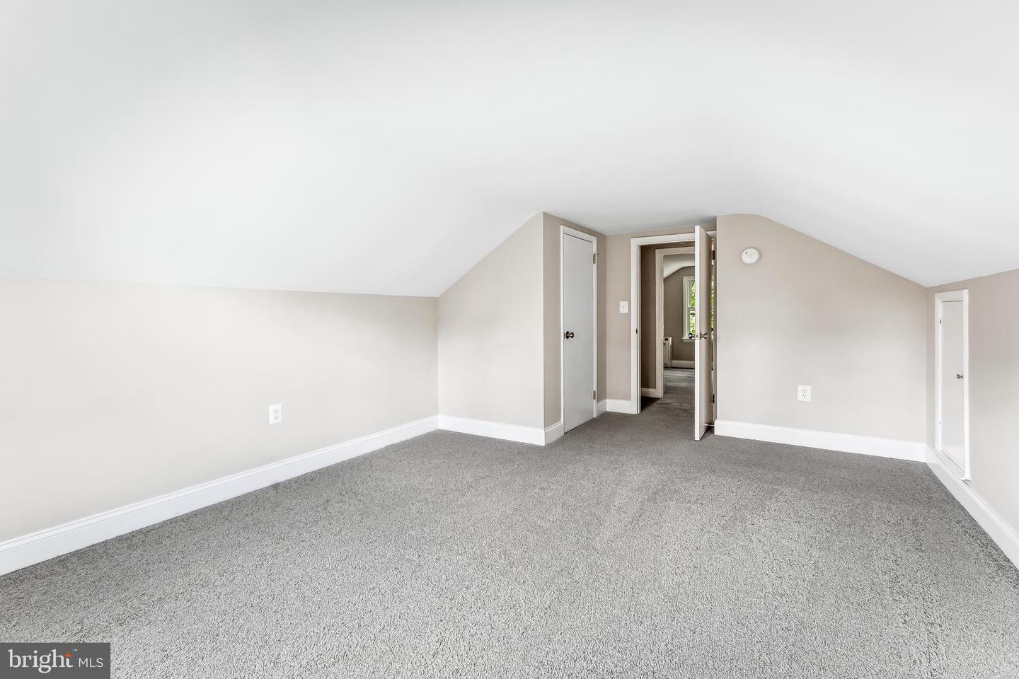105 Warfieldsburg Rd Property Photo 17