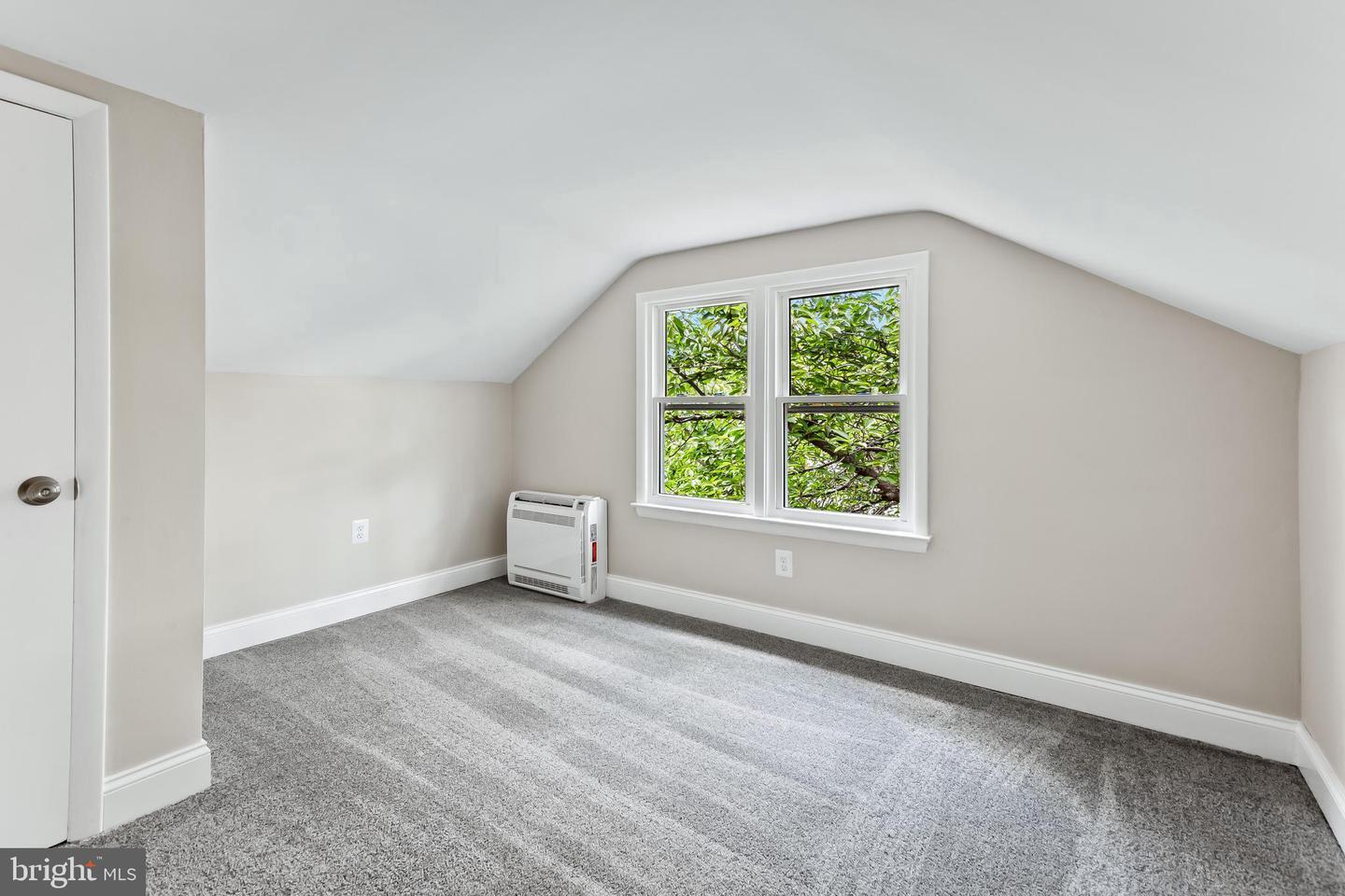 105 Warfieldsburg Rd Property Photo 19