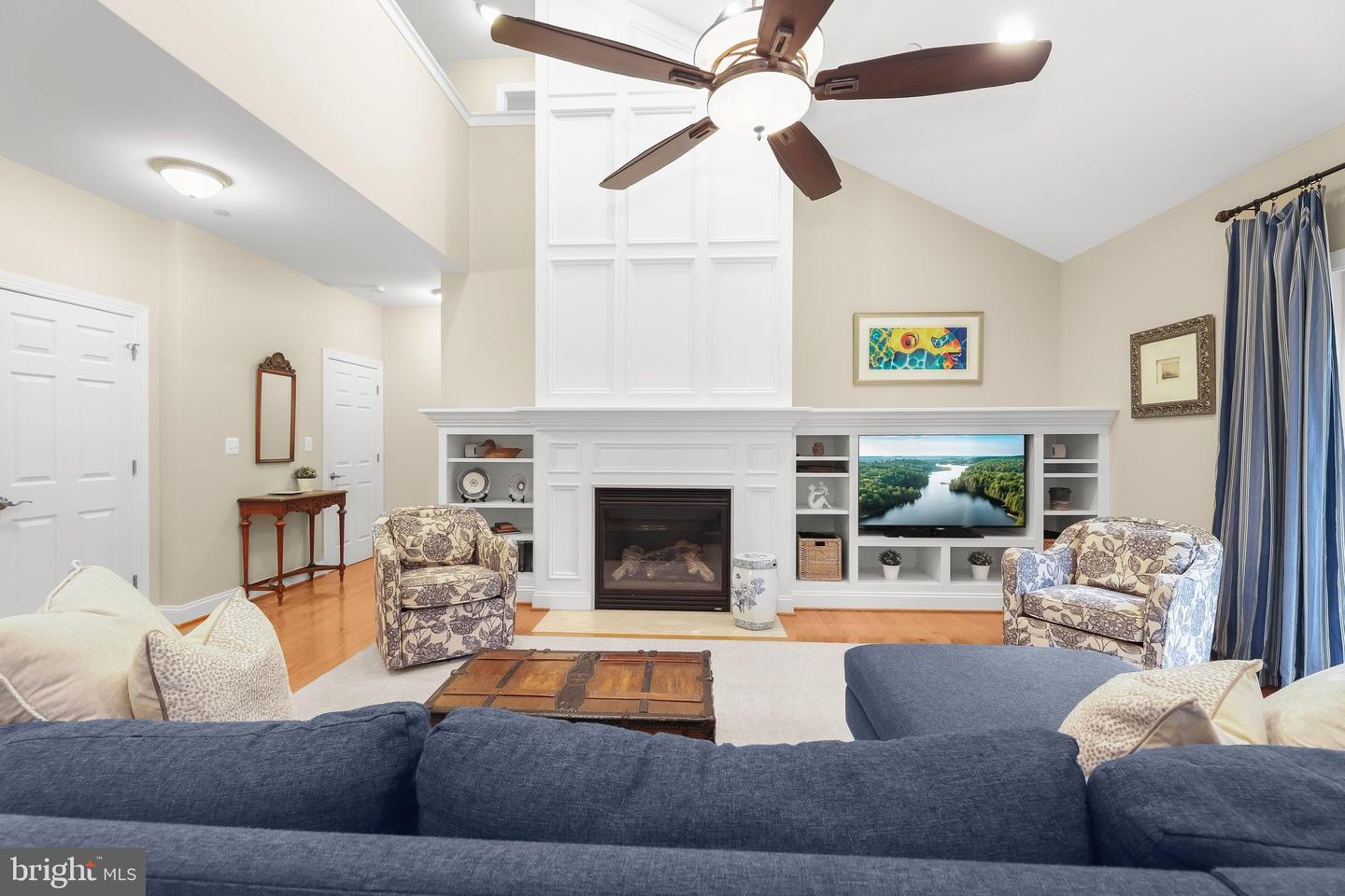 4175 Thomas Dr Property Photo 24
