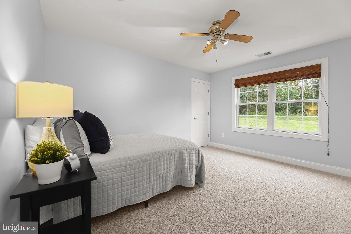 4175 Thomas Dr Property Photo 40