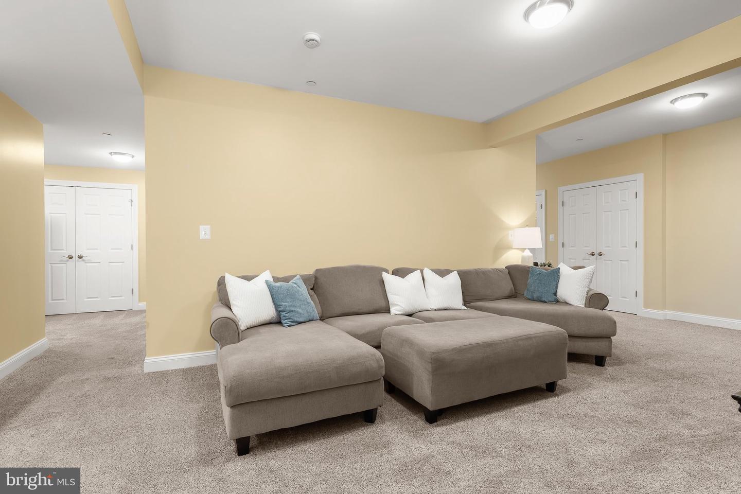 4175 Thomas Dr Property Photo 50